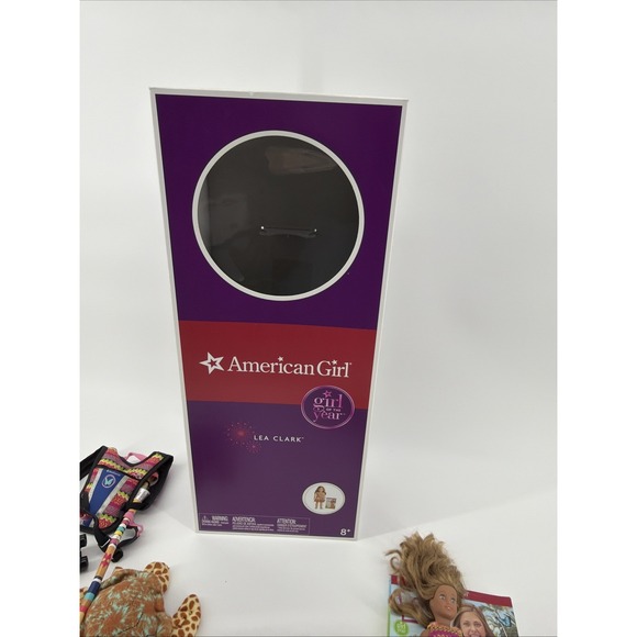 American Girl LEA CLARK 18" Doll w/ Box & Outfits 2016 Girl Of The Year READ - Picture 5 of 7